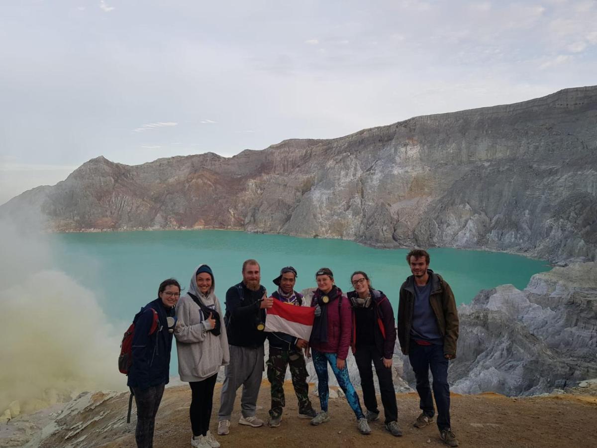 Thalia Homestay & Ijen Bromo Tour Баньюванги Экстерьер фото