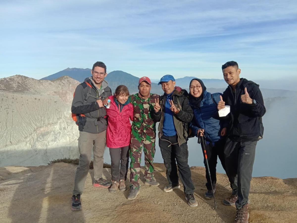 Thalia Homestay & Ijen Bromo Tour Баньюванги Экстерьер фото