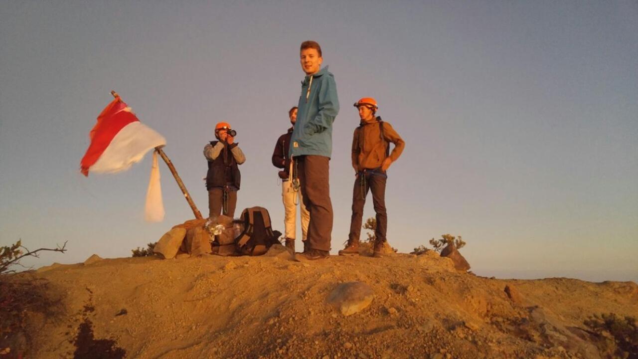 Thalia Homestay & Ijen Bromo Tour Баньюванги Экстерьер фото