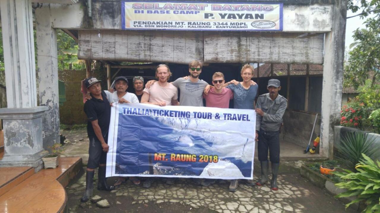 Thalia Homestay & Ijen Bromo Tour Баньюванги Экстерьер фото