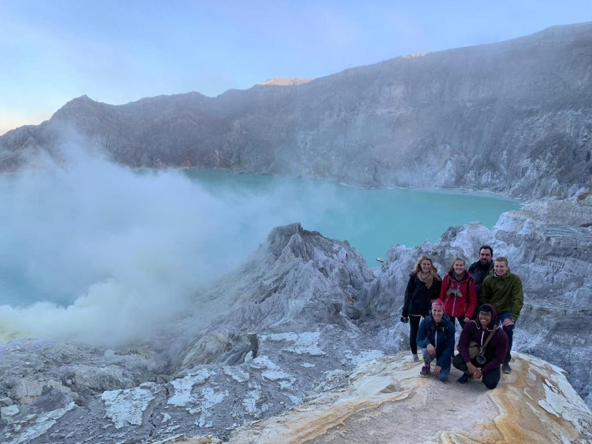 Thalia Homestay & Ijen Bromo Tour Баньюванги Экстерьер фото