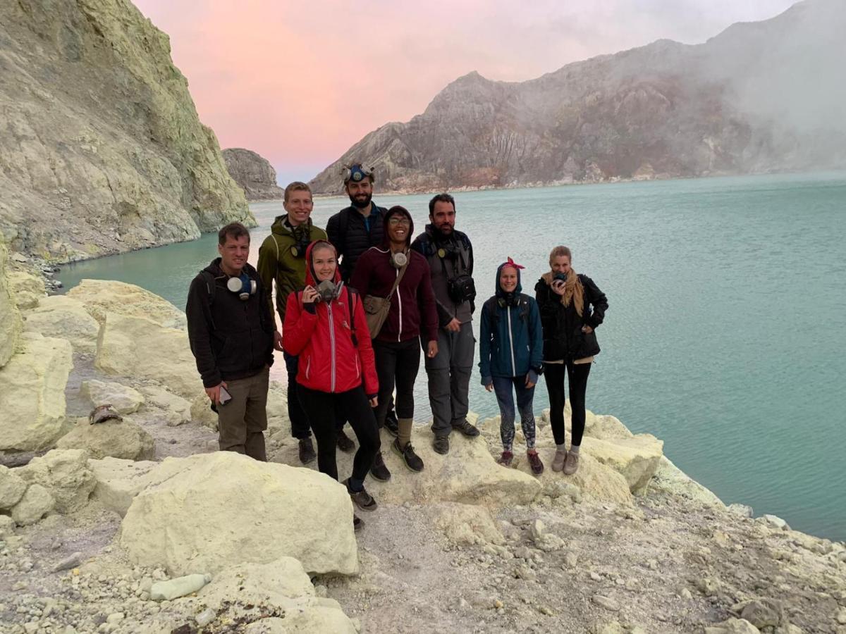 Thalia Homestay & Ijen Bromo Tour Баньюванги Экстерьер фото